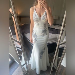 White embellished Xscape dress BRAND NEW